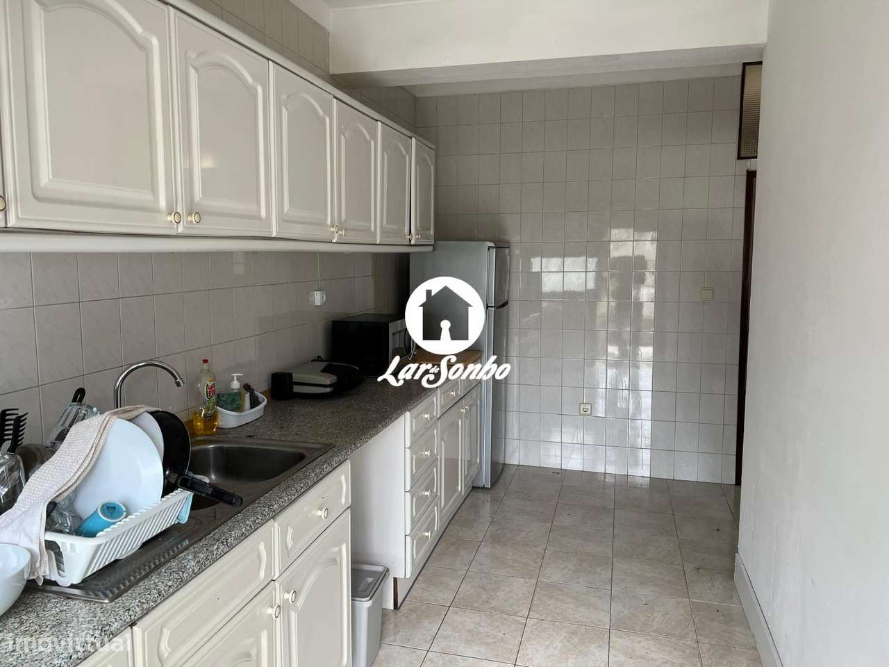 Apartamento T2 com CAVE e TERRAÇO de 80m2 à constituição-17