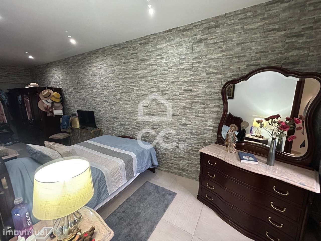 Moradia com 4 Quartos - Matriz -Ribeira Grande-5