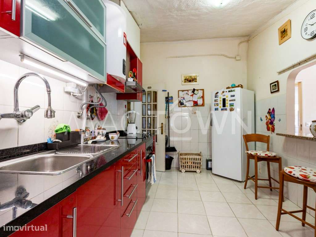 Localização privilegiada em Marvila T3-9