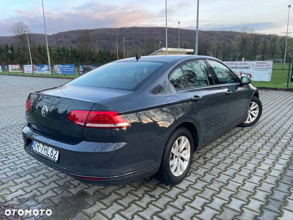 Volkswagen Passat 2.0 TDI BMT Comfortline - 4