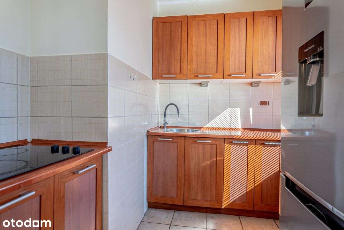 kawalerka Winogrady, balkon,  nowe instalacje - Pełny obrazek: 4/7