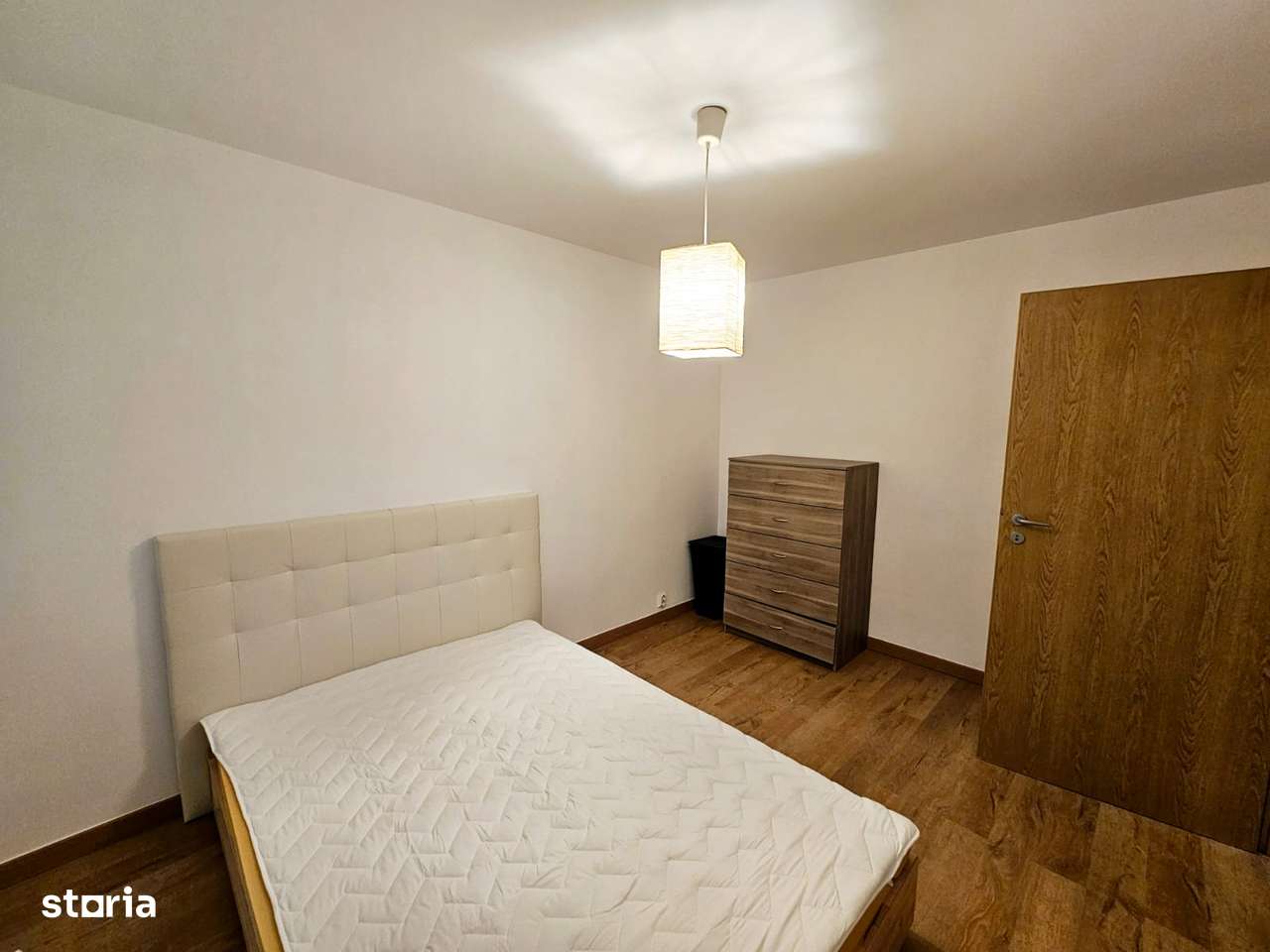 Apartament 2 Cam Parc Bazilescu, Metrou - Imagine principală: 3/8