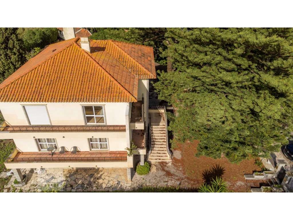 Andar de Moradia T4 em Carcavelos a poucos metros da praia-15