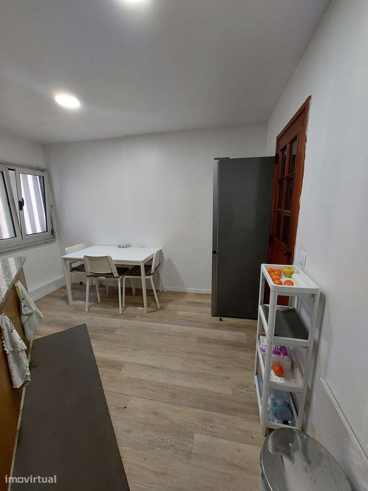 Quarto para arrendar (estudante) - Grande imagem: 4/5