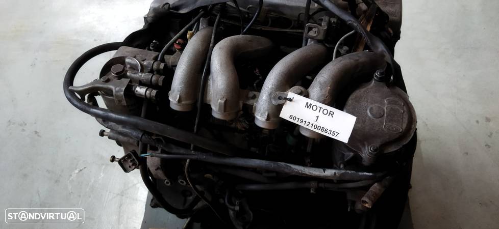 Motor Mercedes-Benz 190 (W201) - 3