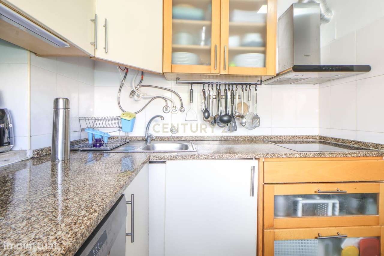 T3 com parqueamento em Caparica, Almada. - Grande imagem: 2/33