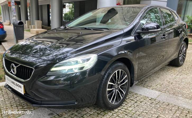 Volvo V40 2.0 D3 Momentum - 20