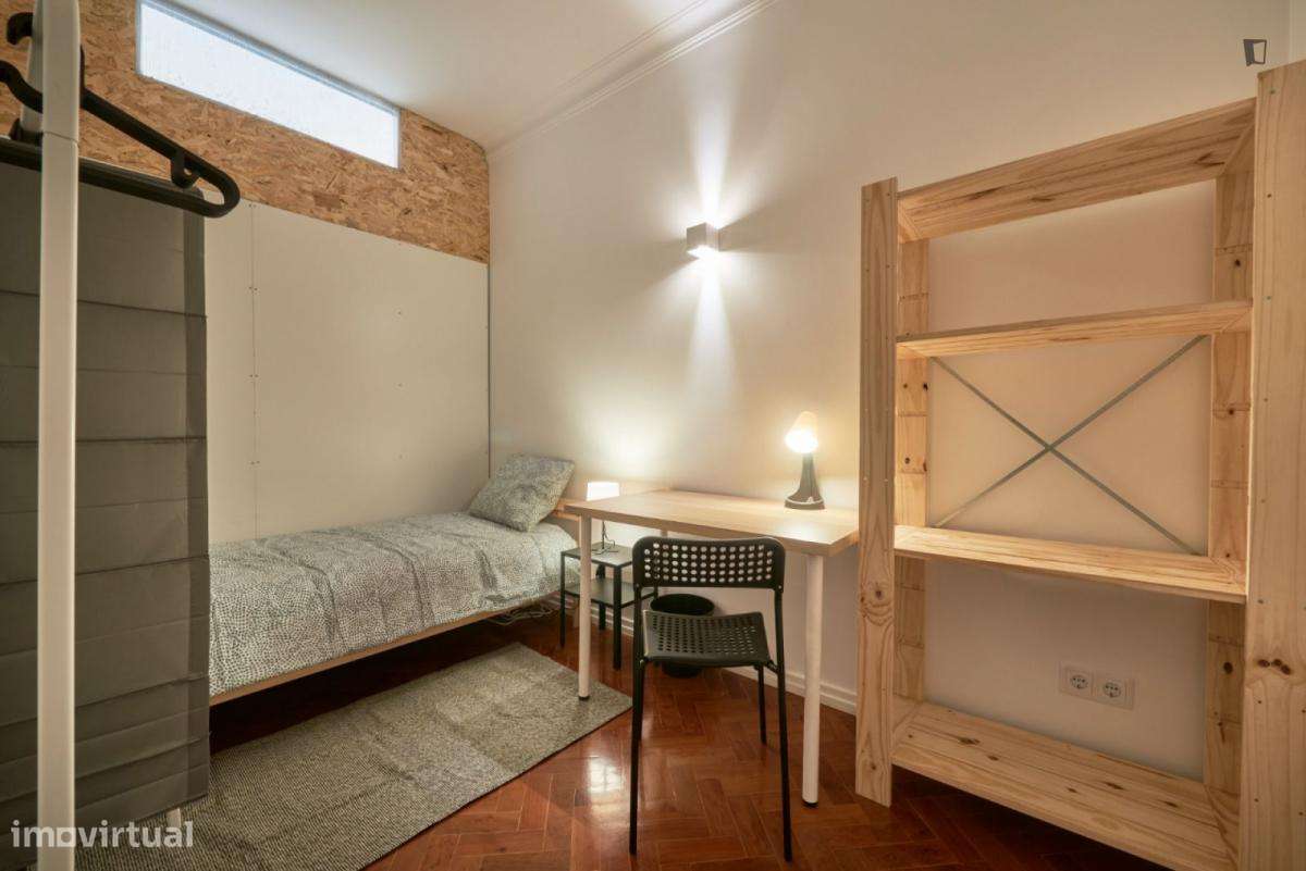 Quarto - localizado em Arroios Lisbon - Grande imagem: 4/7