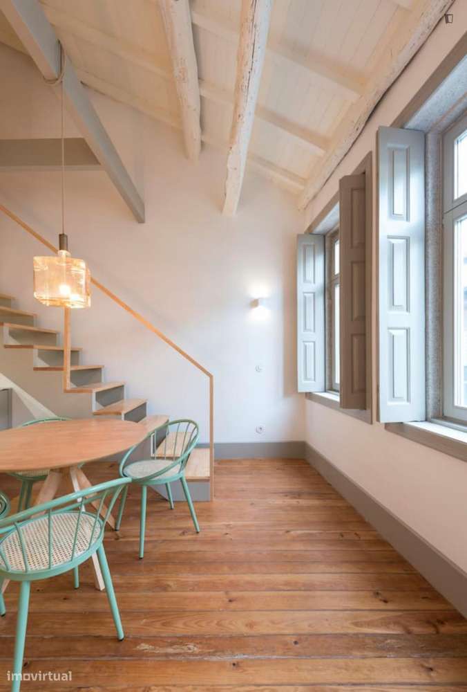 Estúdio - localizado em Santo Ildefonso Porto - Grande imagem: 5/13