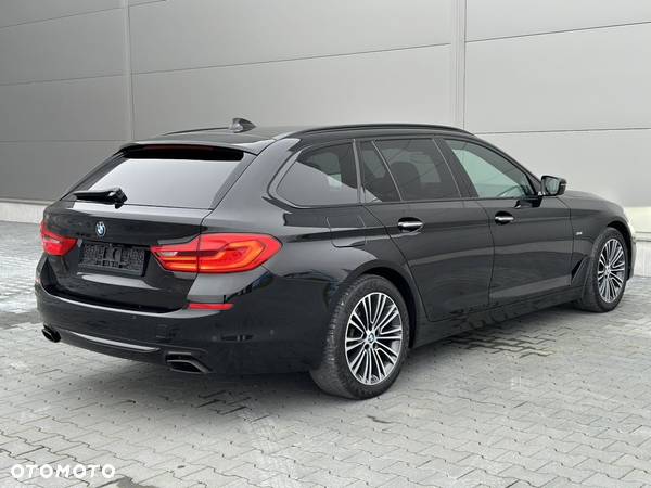 BMW Seria 5 540d xDrive Touring Sport Line - 10