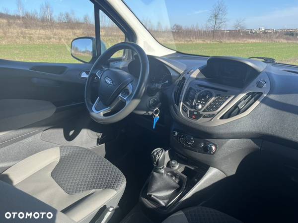 Ford Tourneo Courier 1.6 TDCi Trend - 20