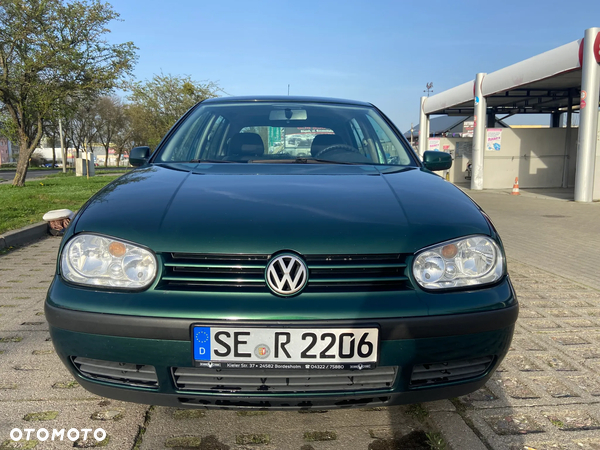 Volkswagen Golf IV 1.6 Basis - 1