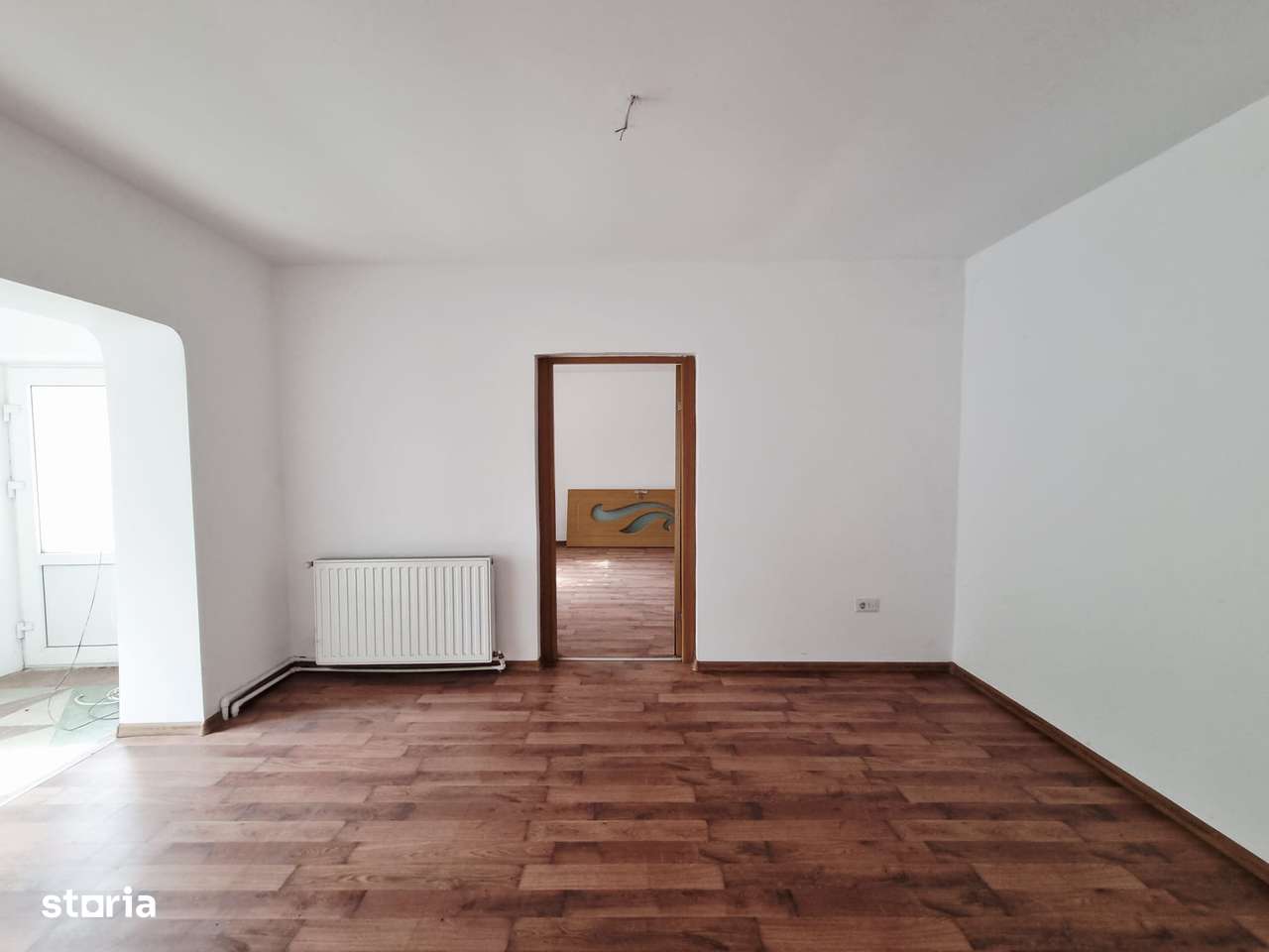 Casa situata intr-o zona buna a orasului - Imagine principală: 1/18