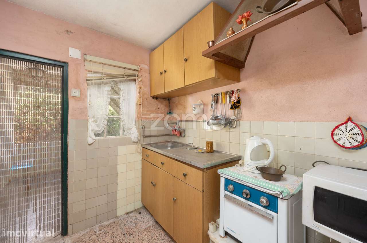 Moradia T2+2 | Garagem | Alvaiázere | Ao abrigo do Simplex-11