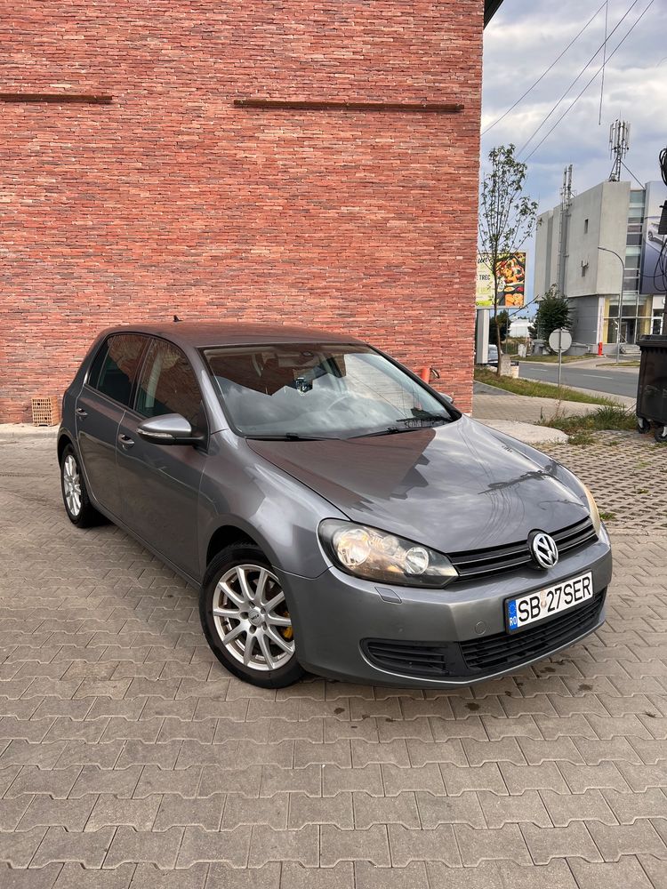Volkswagen Golf 1.6 TDI DPF Comfortline 2010