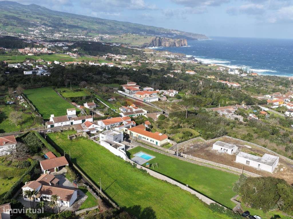 Moradia V4 Isolada com 3 Suites - São Vicente Ferreira, Ponta Delga...-34