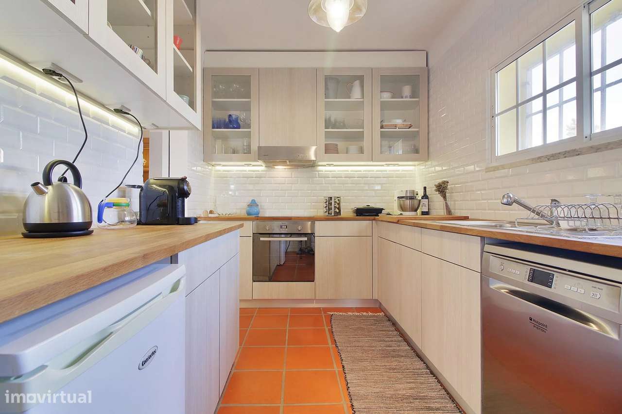 Moradia com Piscina e jardim 1.000m2 - Grande imagem: 5/17