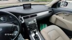 Volvo V70 2.0D Kinetic - 13