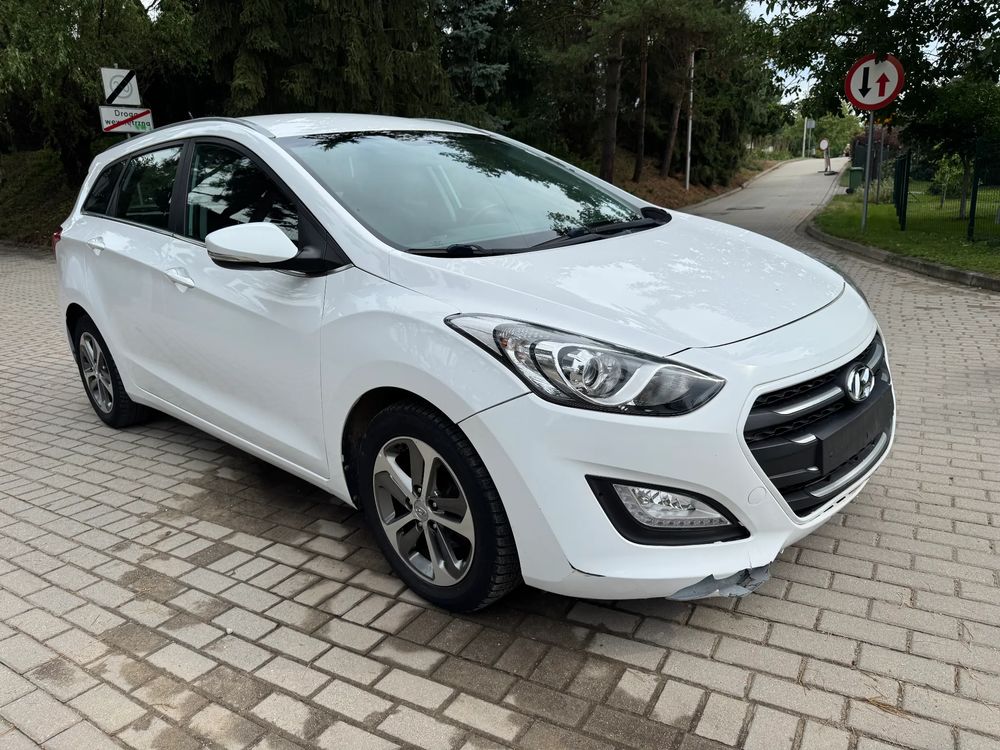 Hyundai i30 II (2012-2017) 1.6 Premium 2016