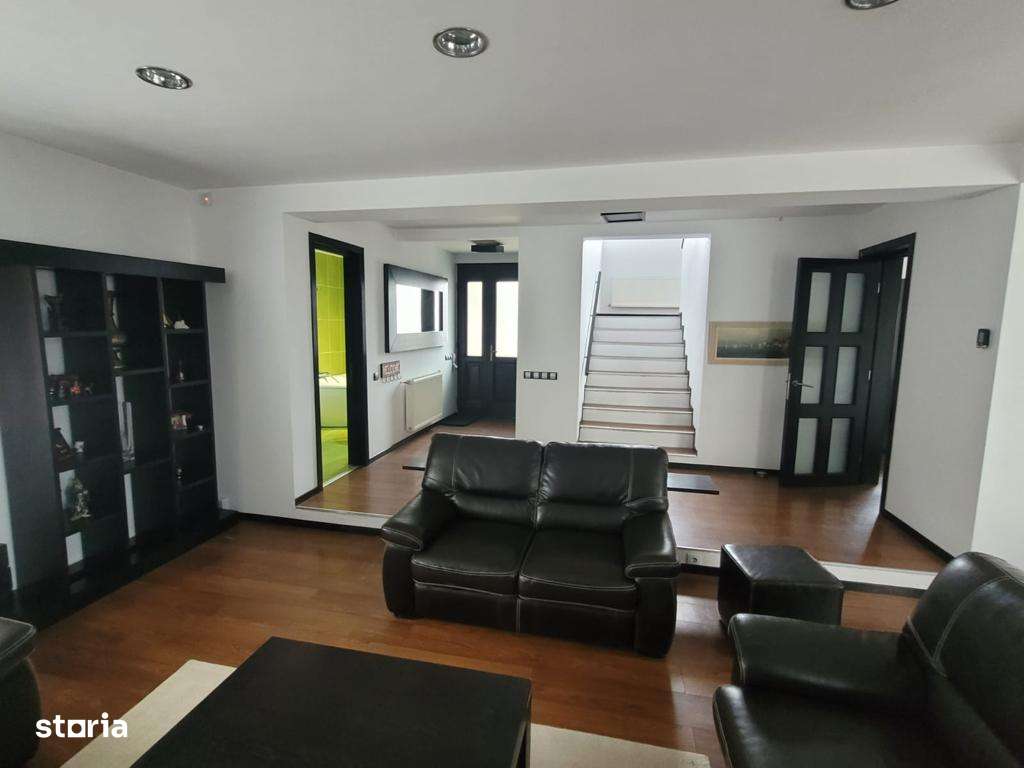 Casă deosebită Ștefăneștii Noi, Argeș - Imagine principală: 4/7