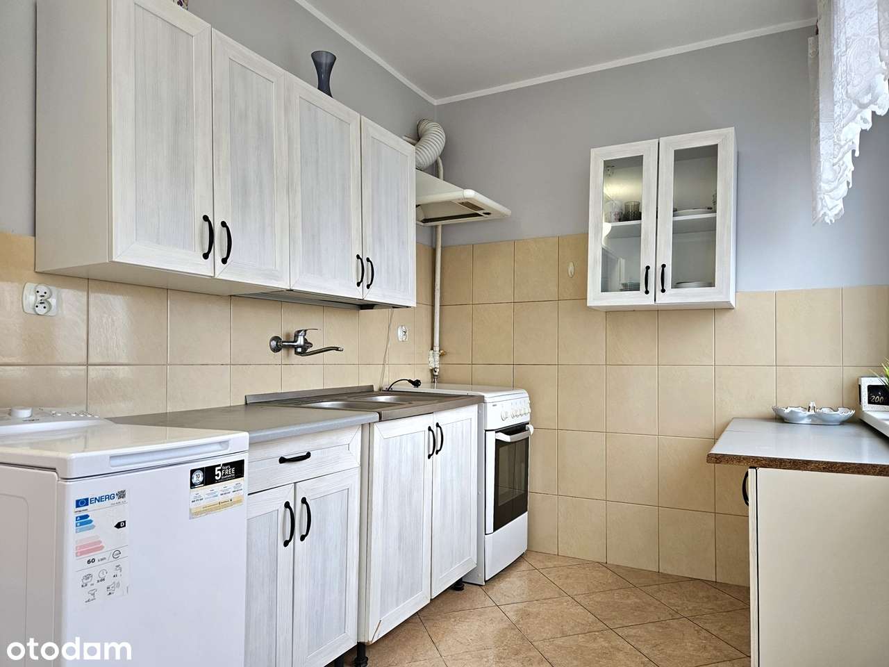 Umeblowana, przestronna kawalerka dostępna od ręki-6