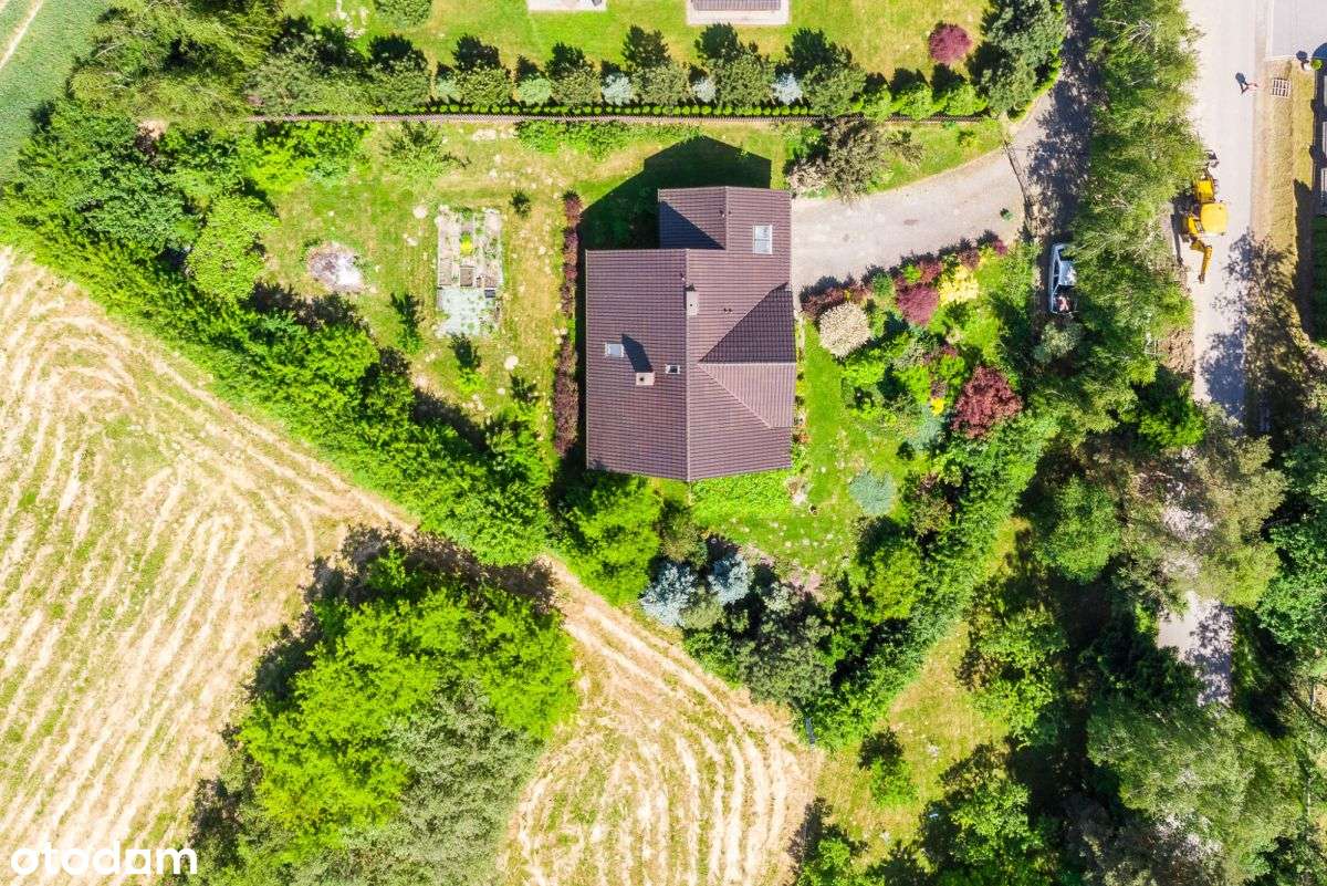 dom z pięknym ogrodem obok Wadowic-1