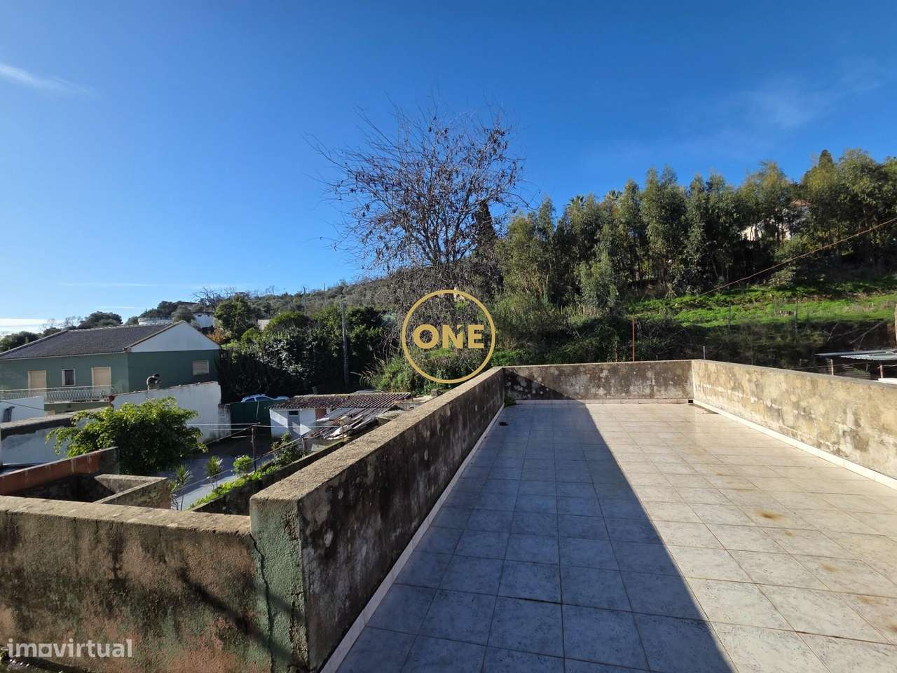 Moradia para Habitação + Comércio-13