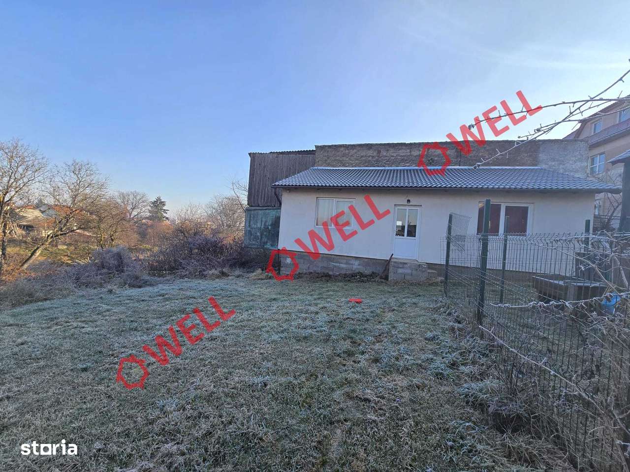 Casă din lemn de vânzare pe teren de 896 m²! - Imagine principală: 2/10