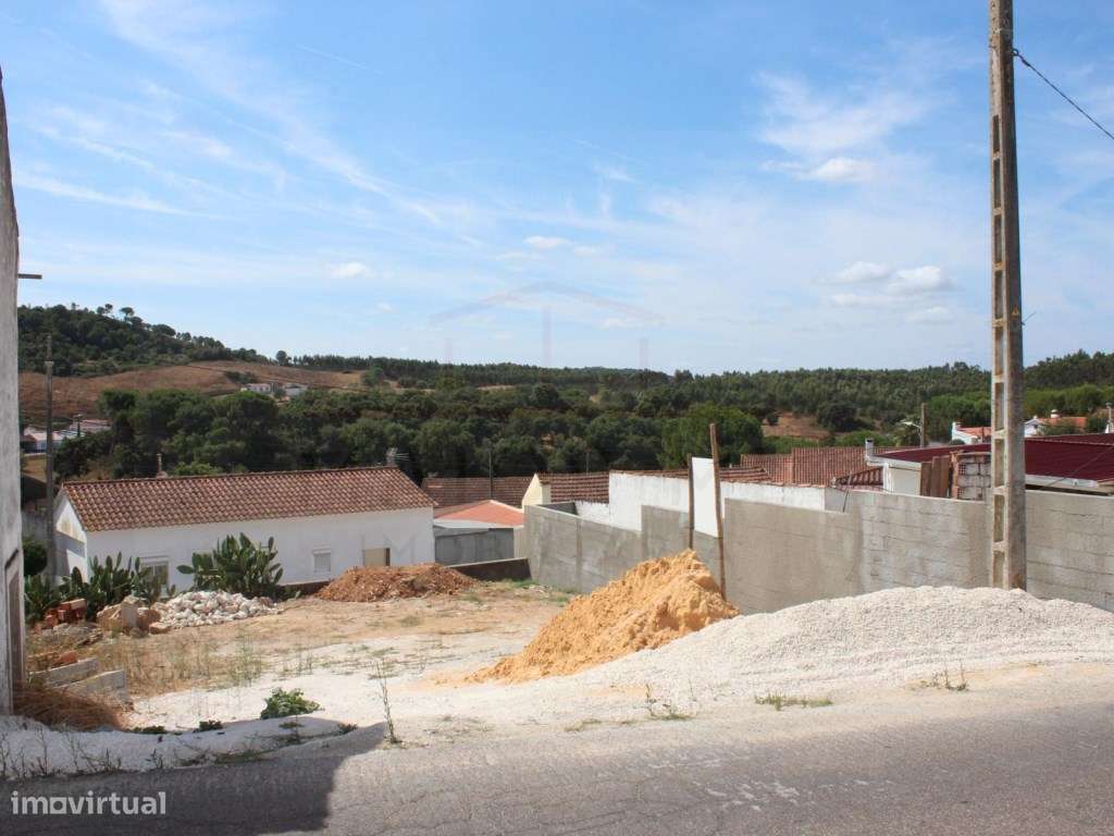 Lote para construção de moradia e armazém em Outeiro da Cortiçada - Grande imagem: 2/11