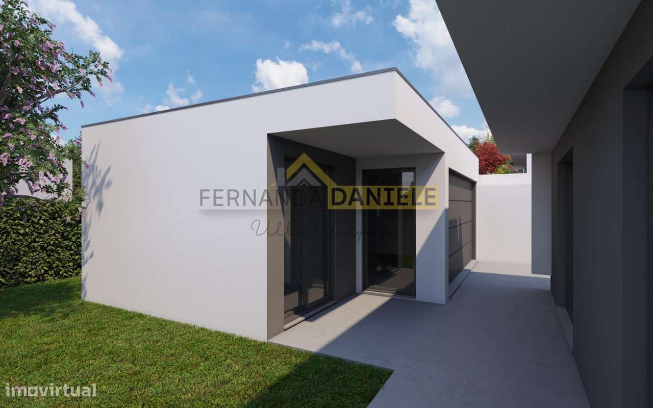Moradia T3 Nova em Travanca Santa Maria da Feira-11