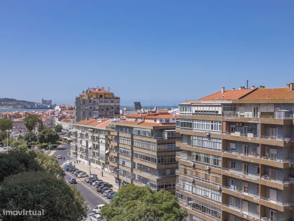 Excelente Apartamento T4 em MIraflores-36