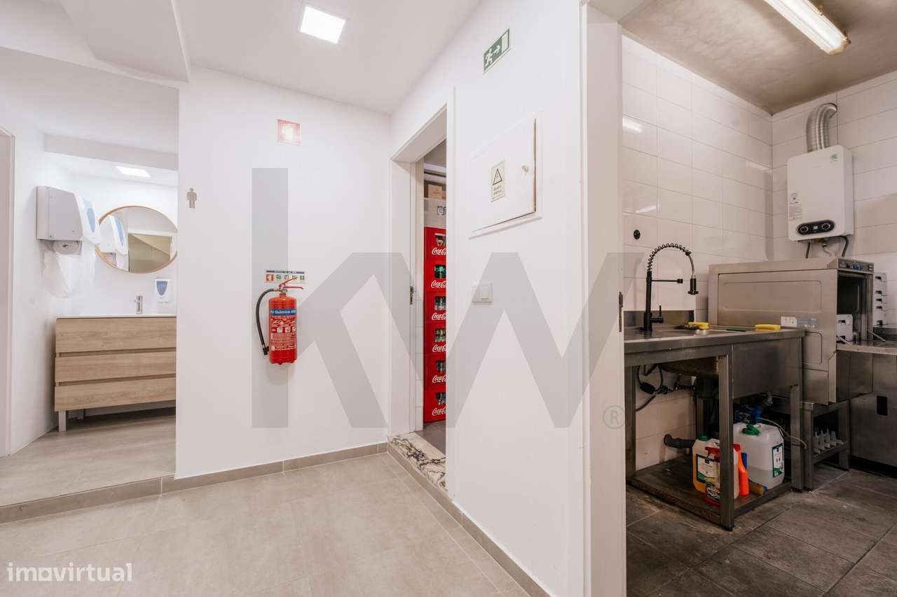 Trespasse de Restaurante Equipado e Remodelado na Rua dos Combatentes,-21