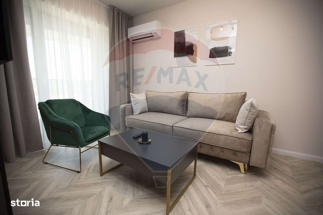 Apartament cu 2 camere de vânzare în WEST CITY TOWER - Imagine principală: 2/9