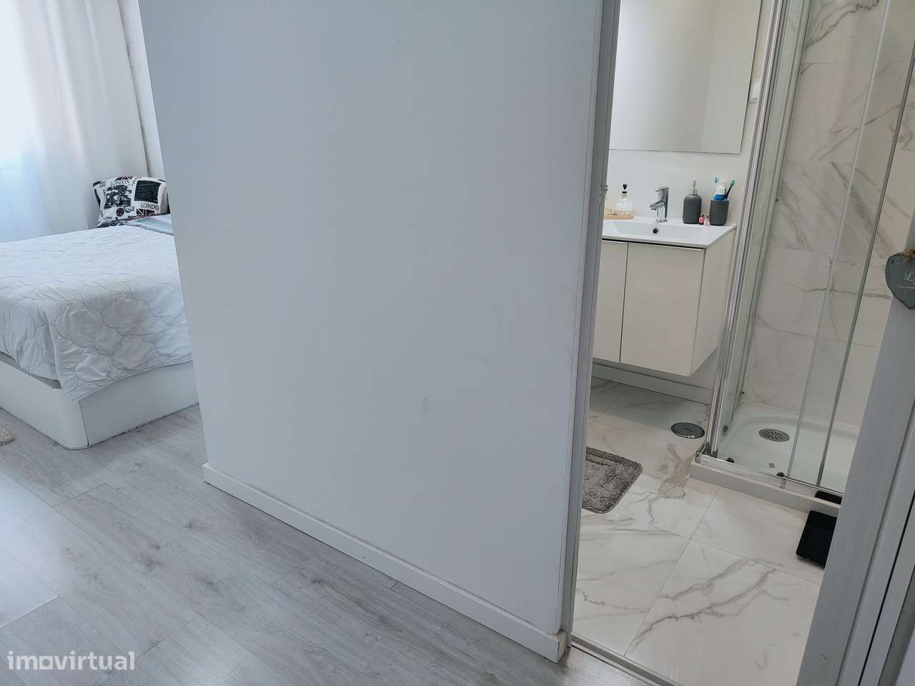 T3 com 2 casas de banho e boas acessibilidades-12