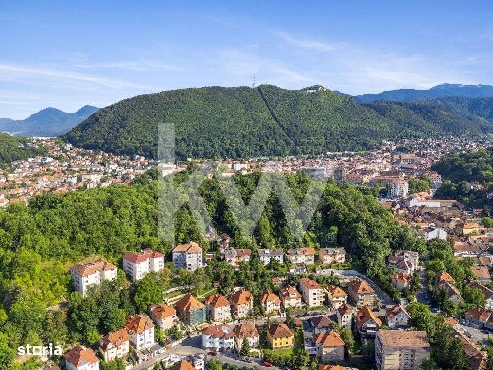 Proprietate unica cu priveliste spectaculoasa in inima Brasovului - Imagine principală: 2/15
