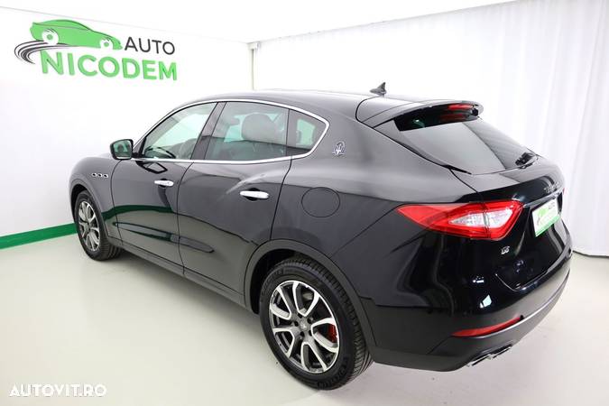 Maserati Levante - 3