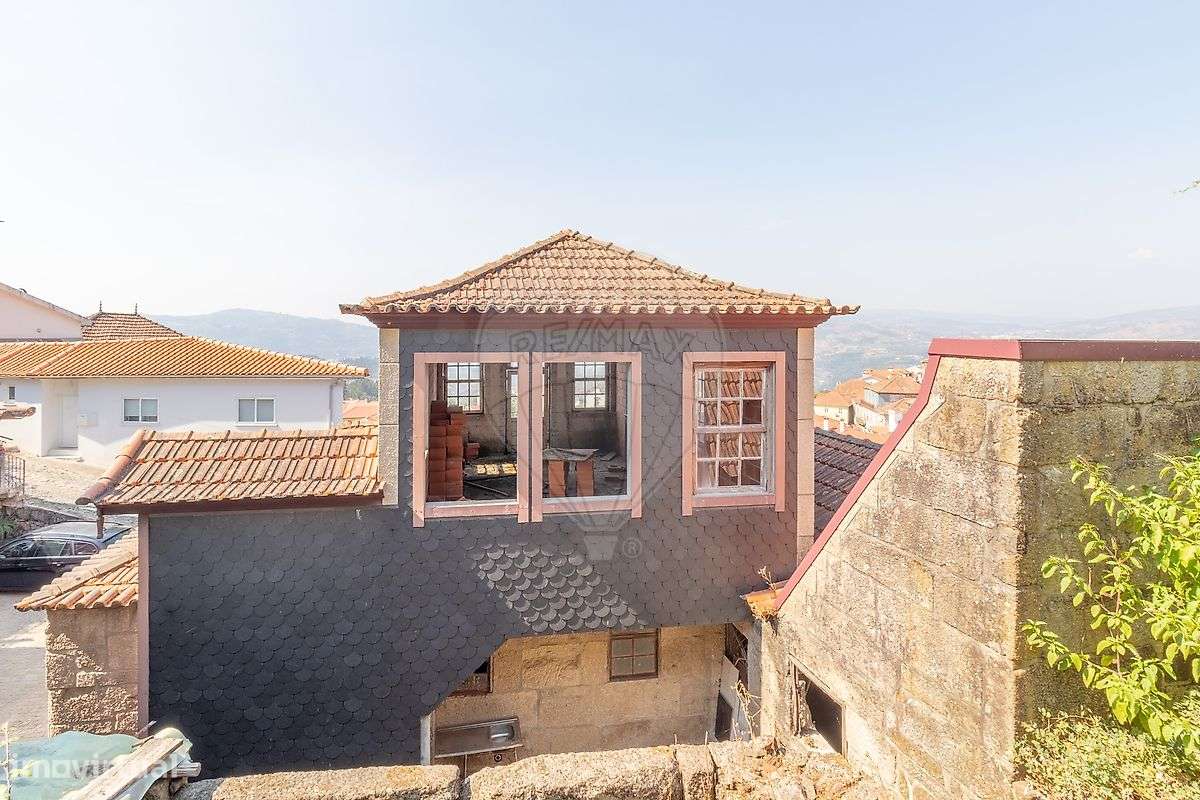 Moradia T4 para venda-15