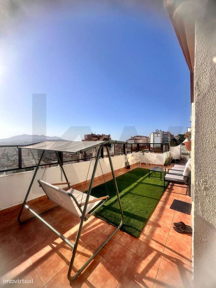 T4 no Último Piso com Terraço de 100m2 e Vista Panorâmica Deslumbrante - Grande imagem: 3/43