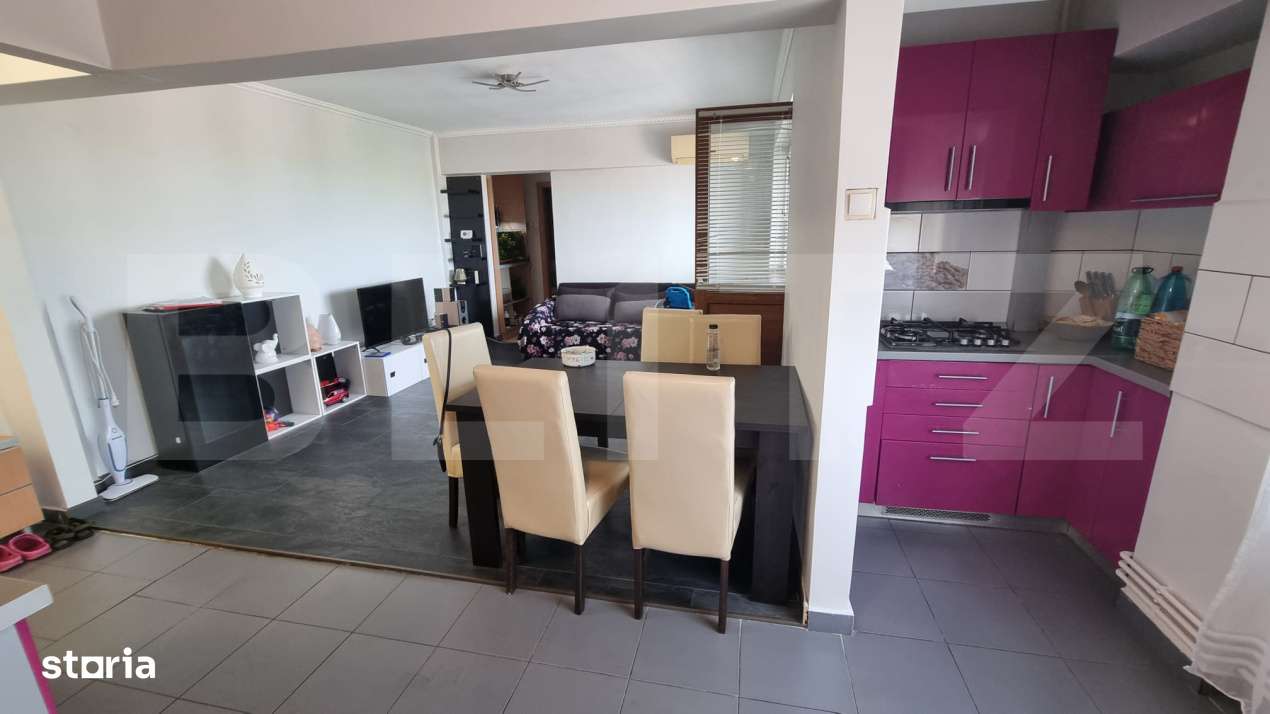 Apartament de vanzare, cu 3 camere, 61 mp, zona semicentrala - Imagine principală: 3/6
