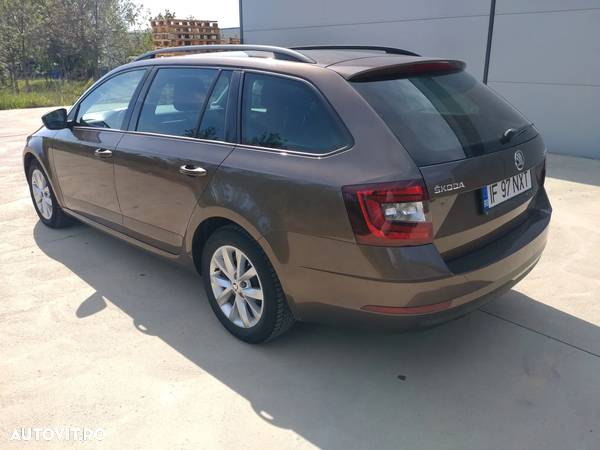 Skoda Octavia Combi 1.5 TSI DSG Style - 13