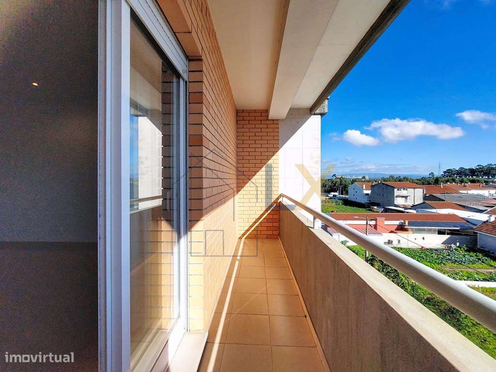 Apartamento T3 duplex em area residencial tranquila em Santa Joana!!! - Grande imagem: 4/26