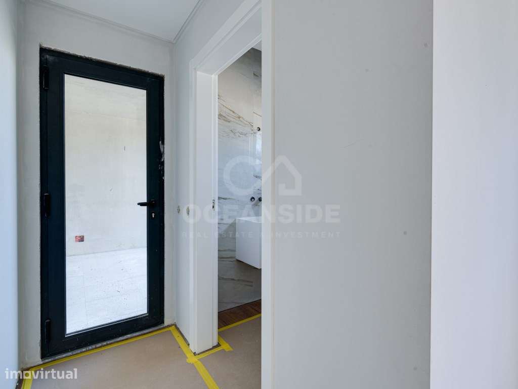 Moradia em Banda T4 em Albarraque 760K com 190 m2 área bruta - Grande imagem: 5/45