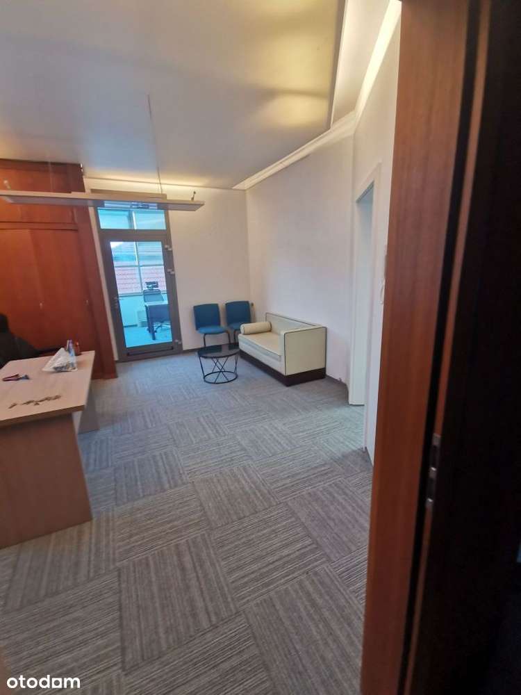 Obiekt handlowo-biurowy 1884m2 na sprzedaż-17