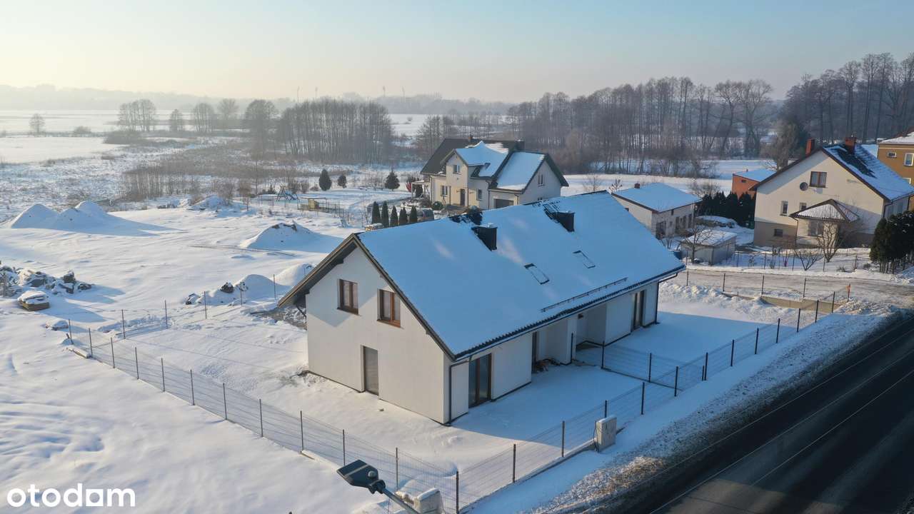 Nowy dom w zabudowie bliźniaczej z garażem i widokiem na Łomżę i Narew-10