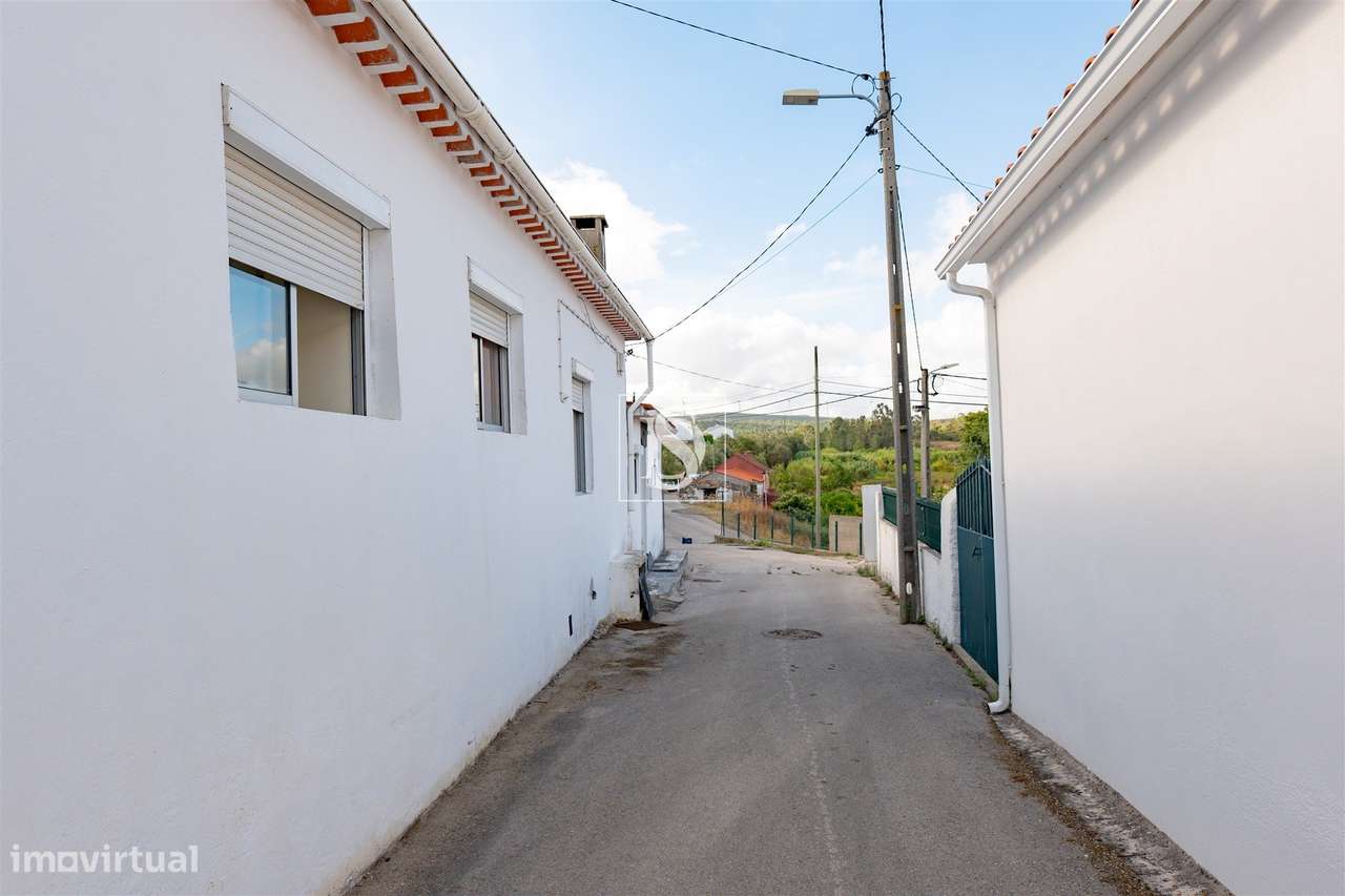 Moradia Geminada T2 Venda em Chancelaria,Torres Novas-12