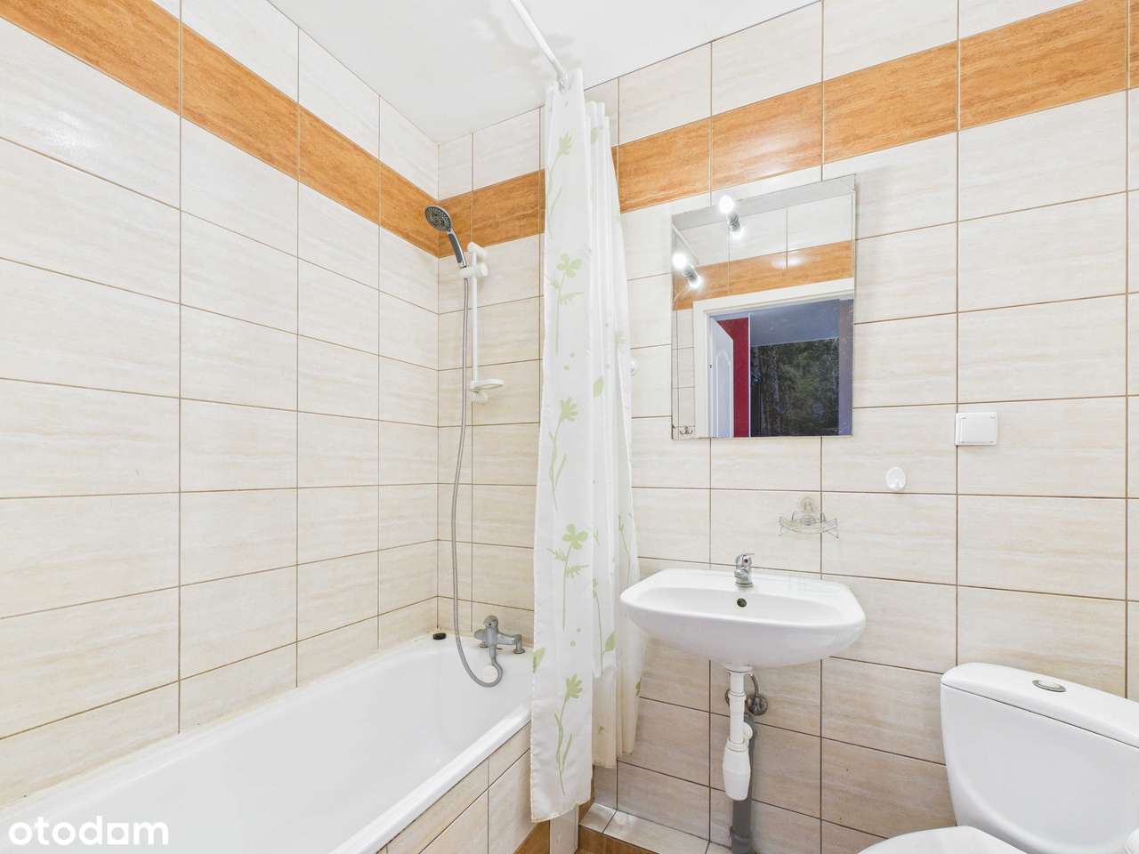 Ustawna kawalerka z sypialnią i balkonem, słoneczne i ciepłe-6