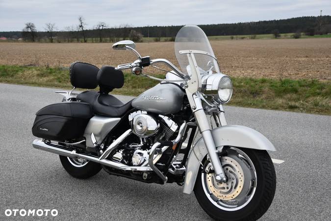 Harley-Davidson Touring Road King - 2