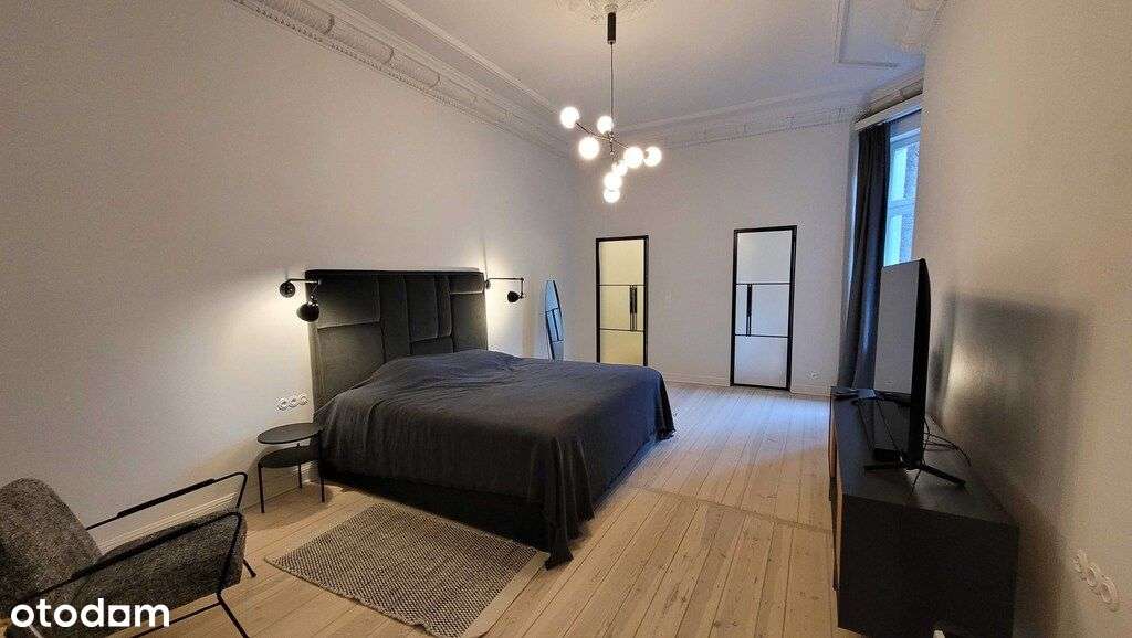 Duże, piękne mieszkanie przy al. Jana Pawła II-12