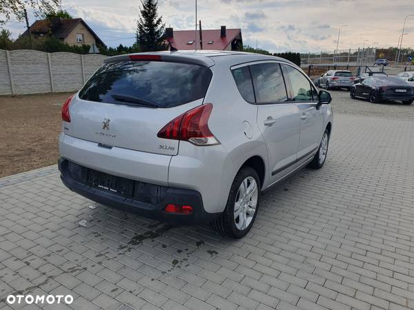 Peugeot 3008 1.6 BlueHDi Active S&S - 11