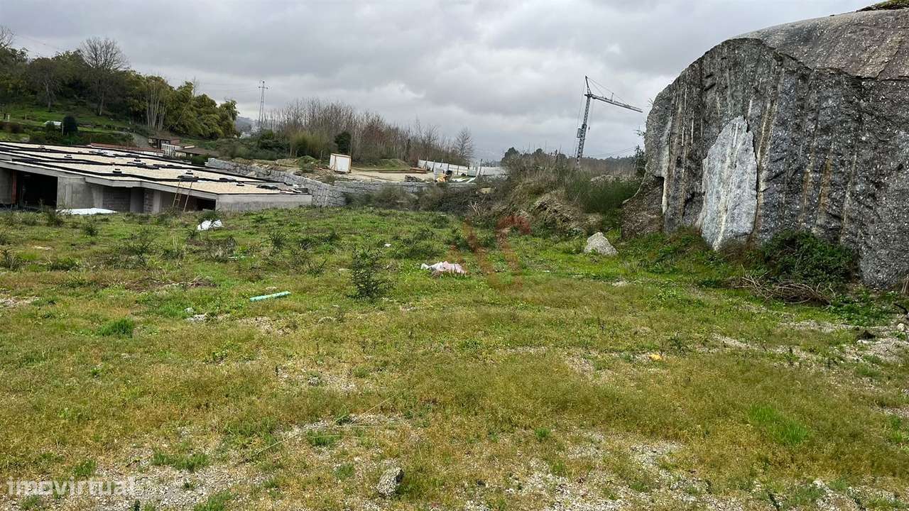 Terreno Urbano para Construção com 404 m² – Cepães, Fafe - Grande imagem: 5/6